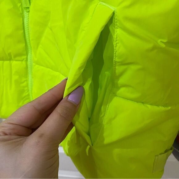 NWT Free People Puffer Vest size XS Oversized Lime Green - Picture 7 of 7